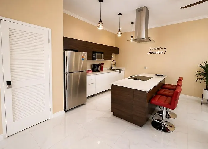 Smileja Luxury Escape Gated Complex Close To Airport Appartement Montego Bay