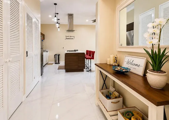 Smileja Luxury Escape Gated Complex Close To Airport Appartement *